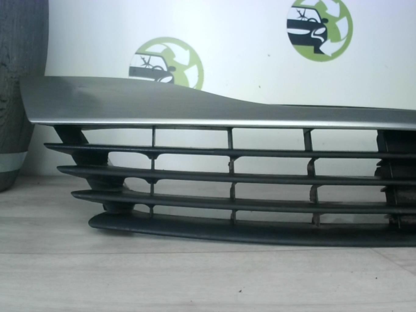 Calandre RENAULT LAGUNA 2 PHASE 1 Diesel - 1