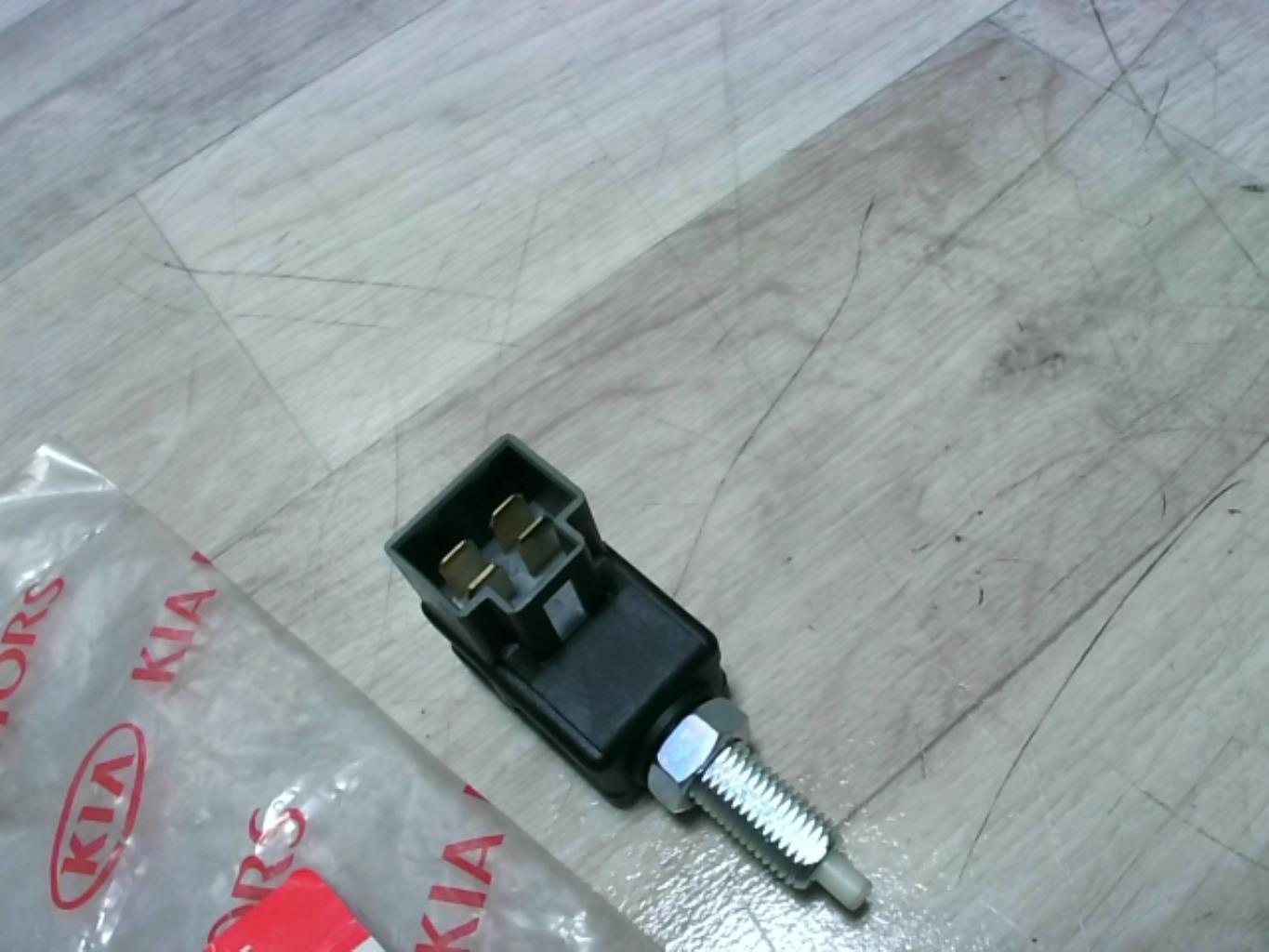 Contattore luce stop HYUNDAI I20  - 1