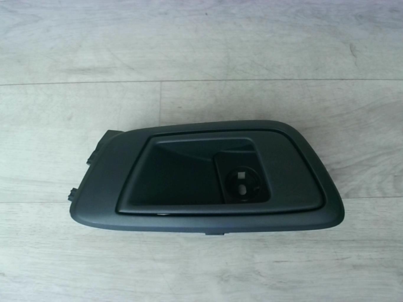 Maniglia interna posteriore destra FORD FIESTA 6  - 1