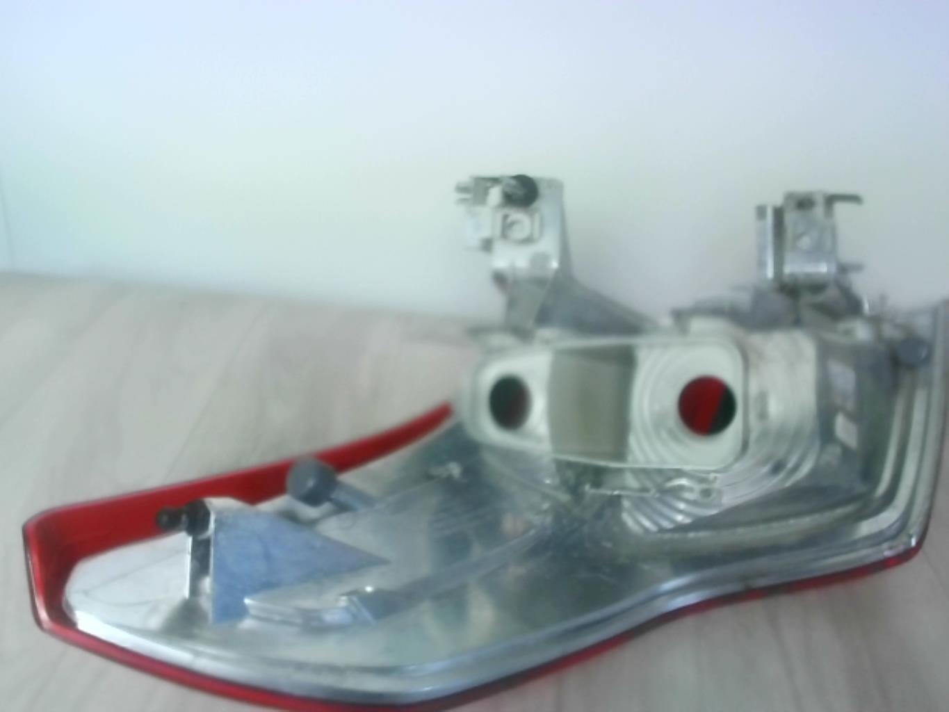 Fanale posteriore principale destro (luci) CITROEN C4 PICASSO 1 Diésel - 1