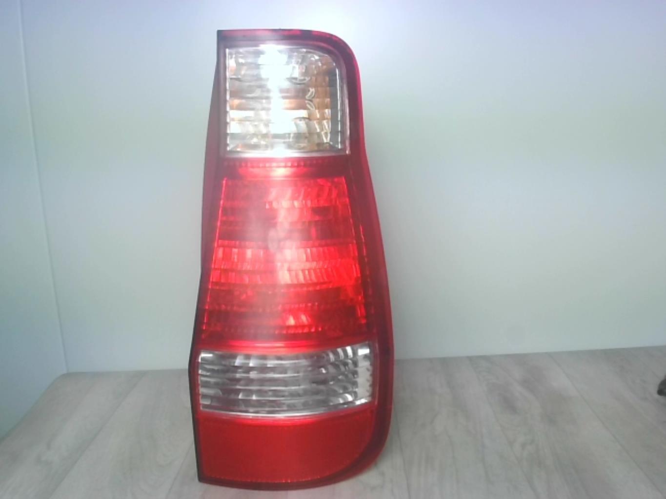 Fanale posteriore principale destro (luci) HYUNDAI MATRIX PHASE 1 Diésel - 1