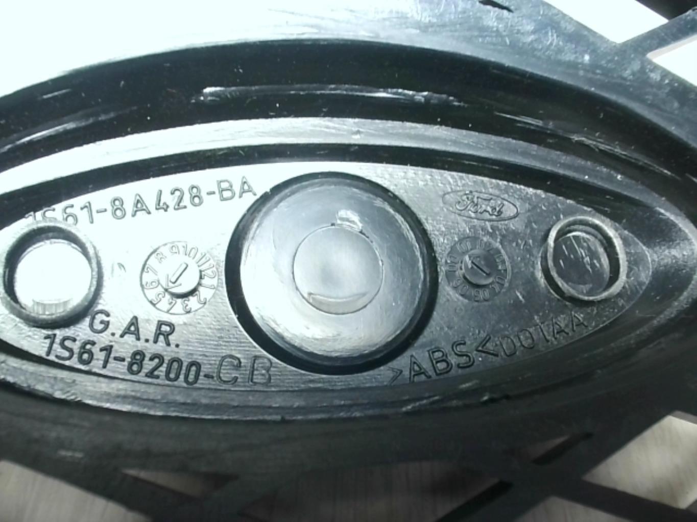 Grille de calandre FORD FIESTA 4  - 1