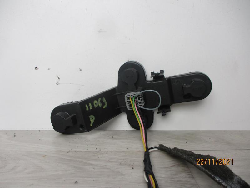 Base portalampade fanale posteriore destro VOLVO S 60 1 PHASE 1 Diésel - 1