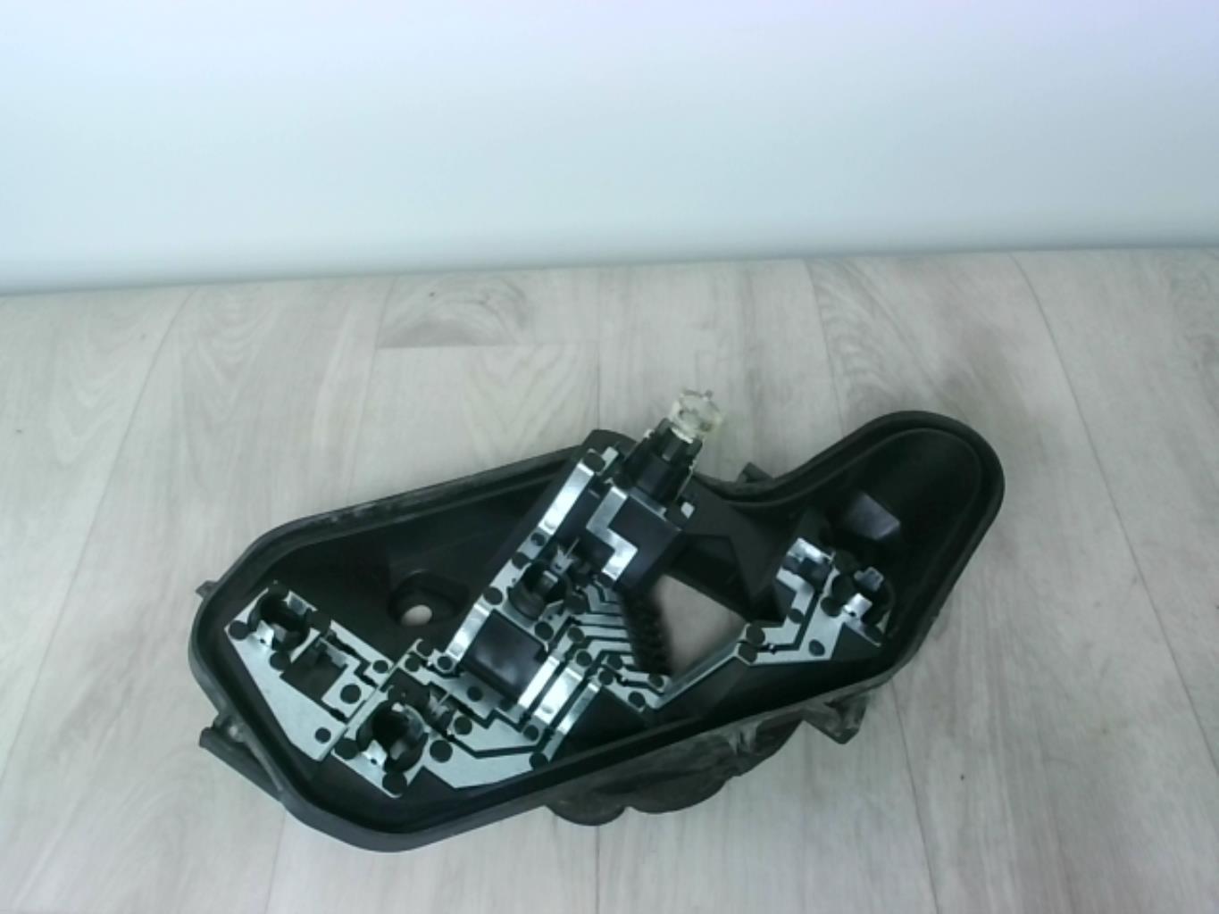 Base portalampade fanale posteriore sinistro OPEL CORSA D PHASE 1 Gasolina - 1