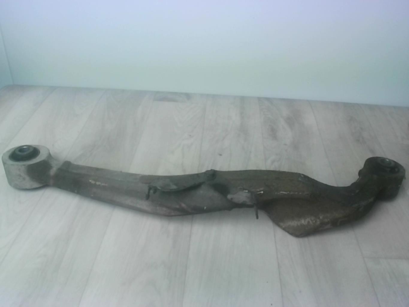 Triangolo superiore posteriore sinistro NISSAN QASHQAI 1 PHASE 2 Diésel - 1