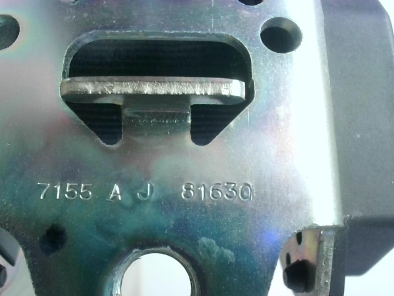 Cintura di sicurezza posteriore sinistra VOLKSWAGEN GOLF 5 Diésel - 1