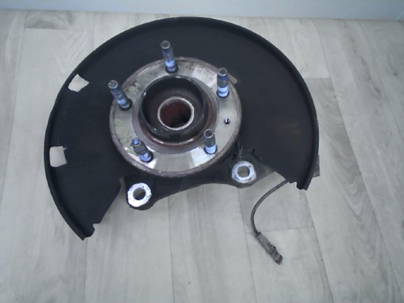 Mozzo anteriore destro OPEL ASTRA J PHASE 1 Diésel - 1