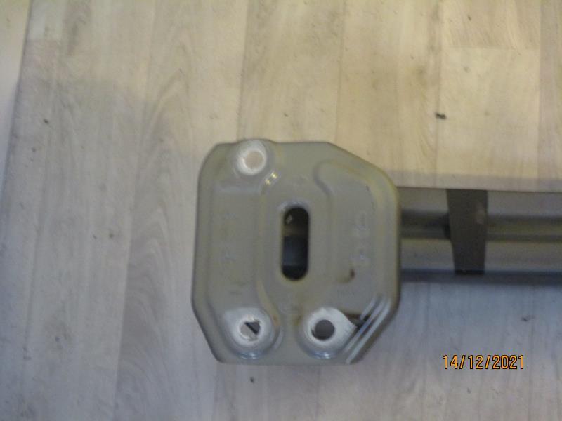 Traversa rinforzo paraurti posteriore VOLVO XC 40  - 1
