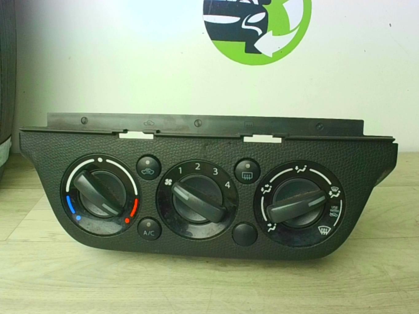 Commande chauffage SUZUKI SWIFT 3 Diesel - 1