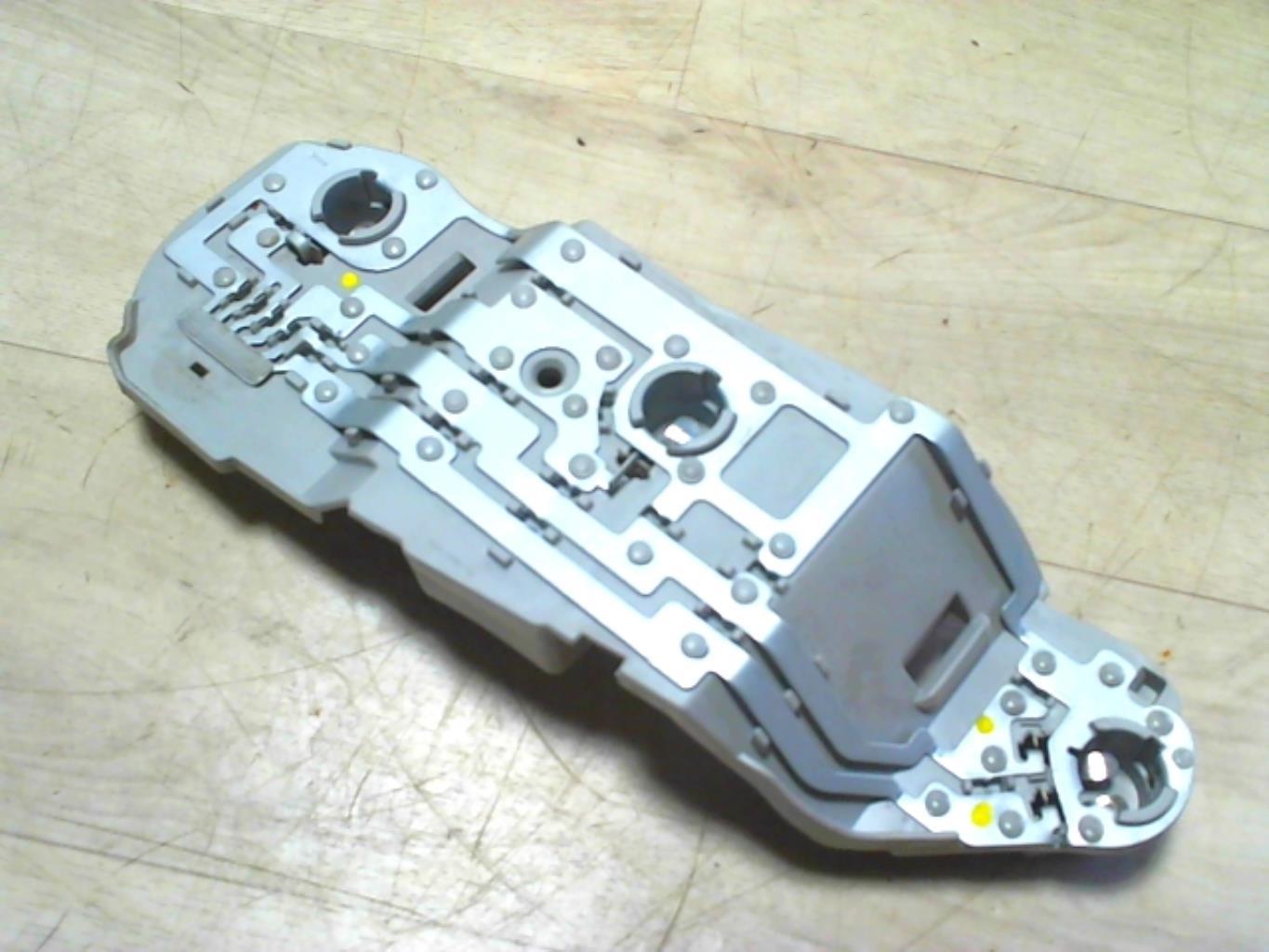 Base portalampade fanale posteriore sinistro TOYOTA COROLLA VERSO 2 PHASE 2 Diésel - 1