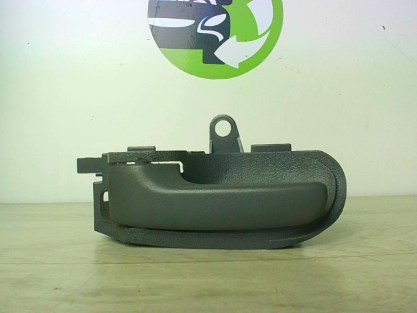 Maniglia interna anteriore sinistra PEUGEOT 107 PHASE 2 Gasolina - 1