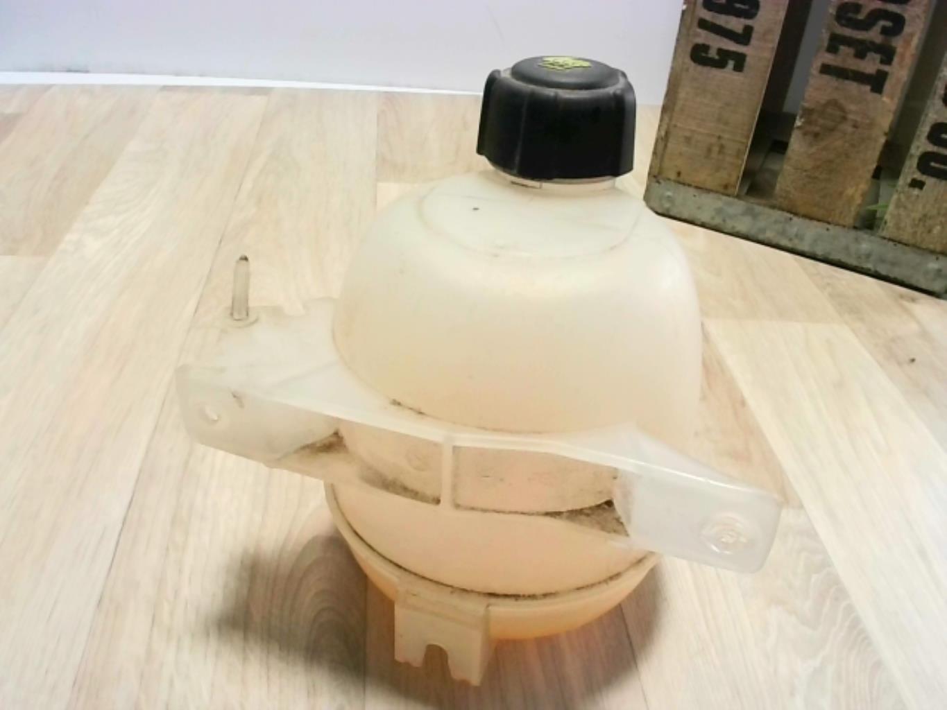Vase d'expansion DACIA DUSTER 1 PHASE 1 Diesel - 1