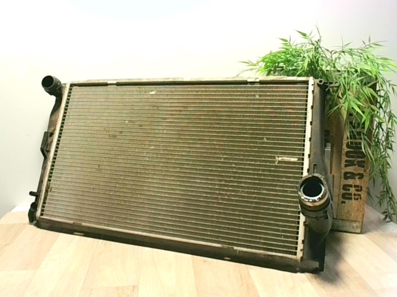 Radiateur eau BMW SERIE 1 E87 PHASE 1 Diesel - 1