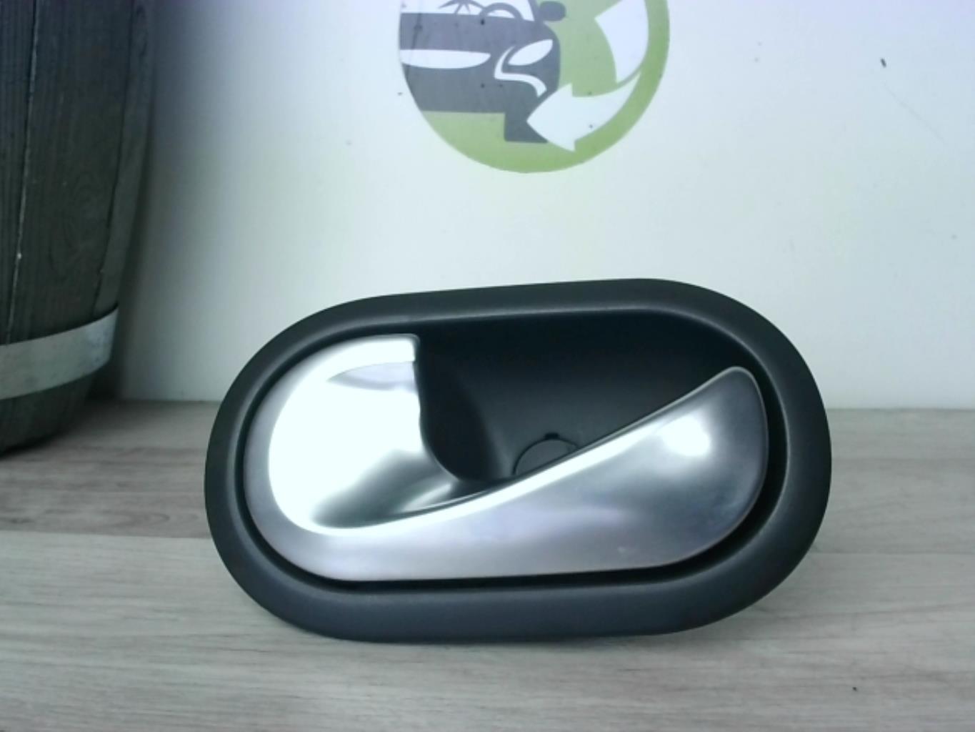 Poignee interieur avant gauche RENAULT MODUS PHASE 1 Diesel - 1