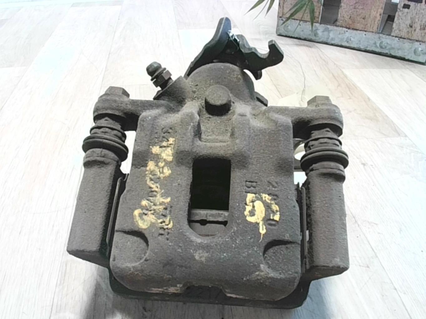 Pinza freni posteriore sinistra HONDA CIVIC 7 PHASE 2 Diésel - 1