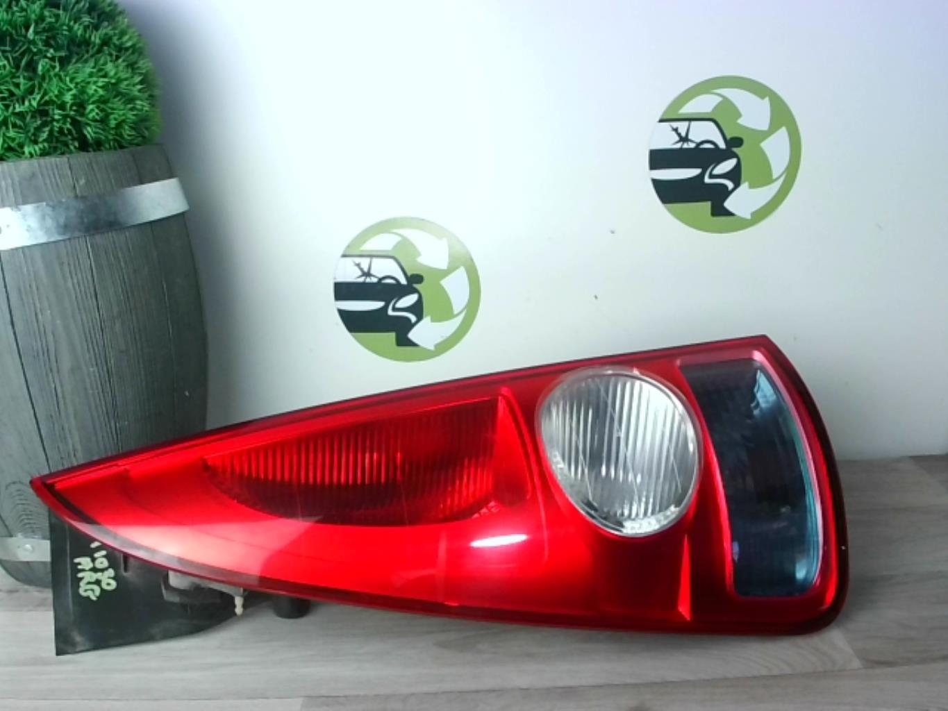 Fanale posteriore principale sinistro (luci) RENAULT ESPACE 4 PHASE 1 Diésel - 1