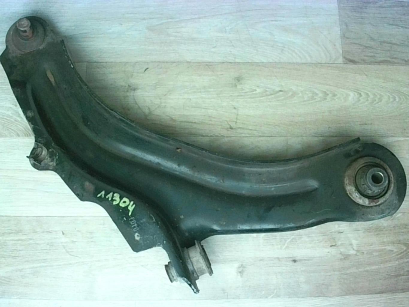 Triangolo inferiore anteriore destro RENAULT MEGANE 2 PHASE 1 Diésel - 1