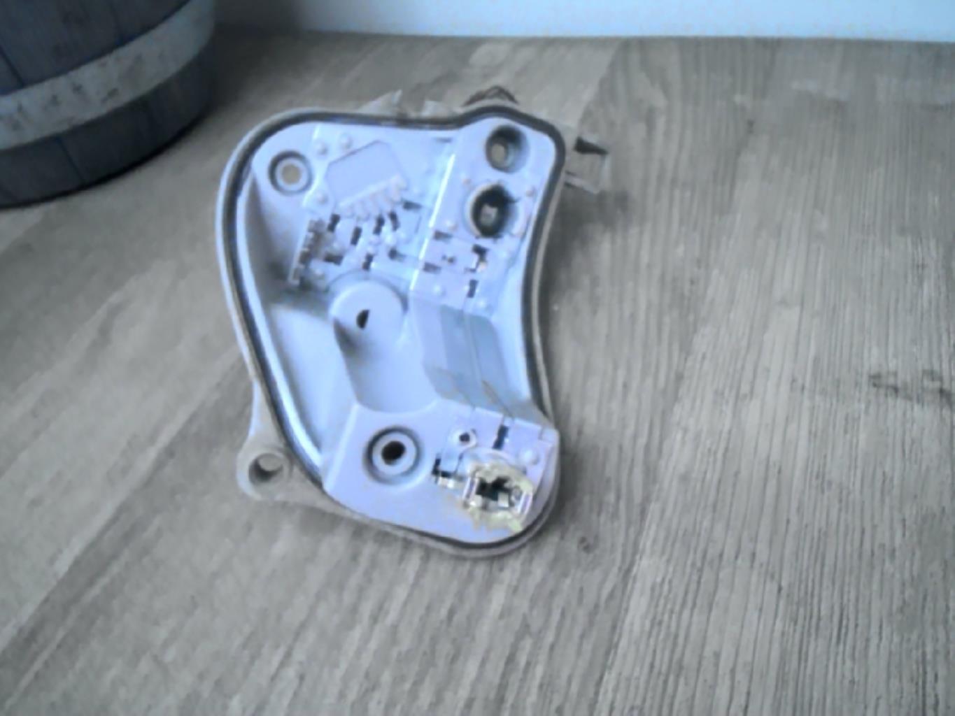 Base portalampade fanale posteriore destro AUDI A4 3 AVANT PHASE 2 BREAK  - 1