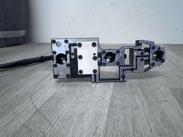 Base portalampade fanale posteriore destro CITROEN C5 1 PHASE 2 Diésel - 1