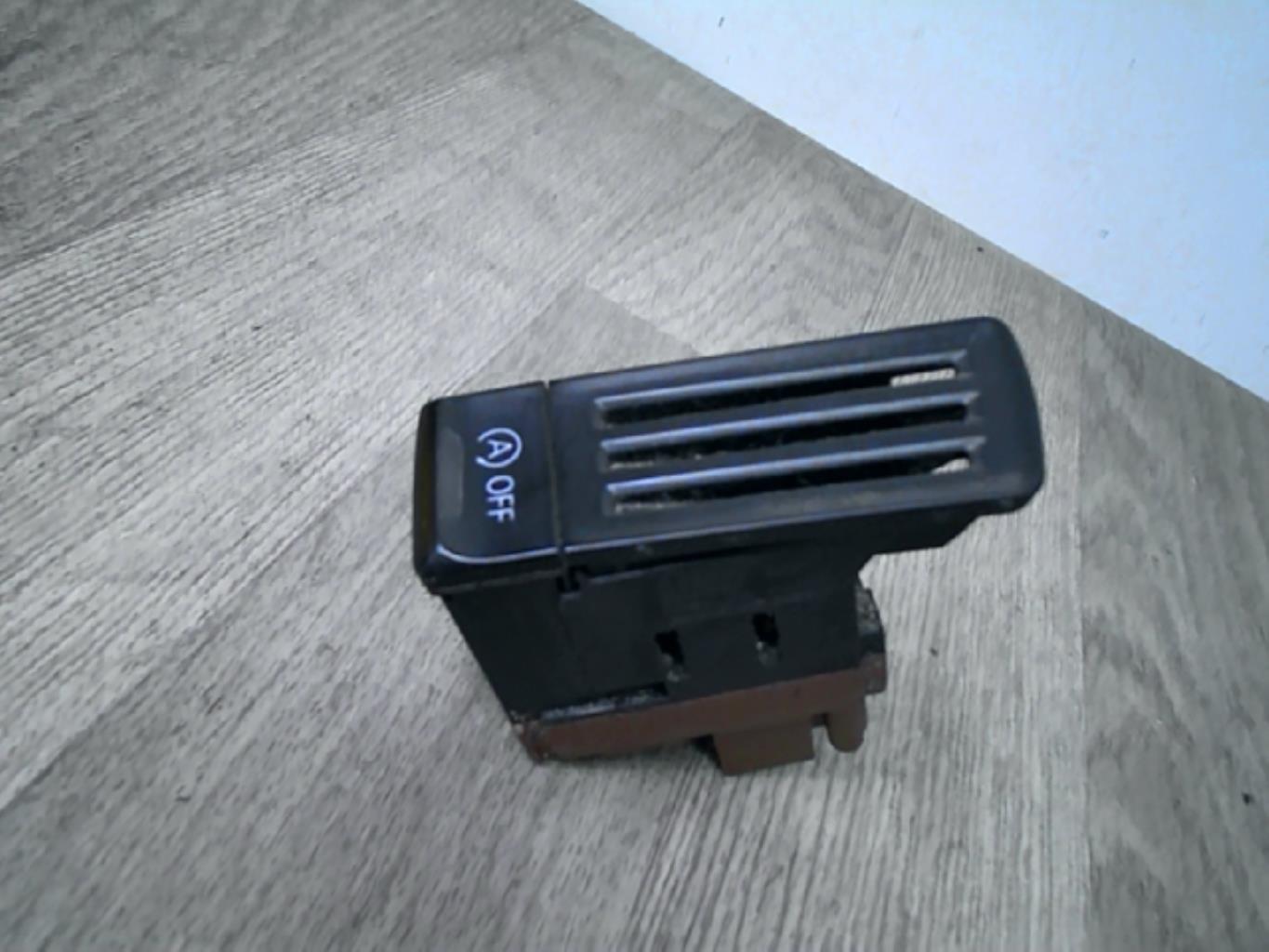 Bouton/Interrupteur AUDI A4 3 PHASE 1 Diesel - 1