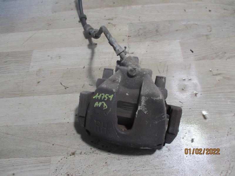 Pinza freni anteriore destra VOLVO V 50 PHASE 2 BREAK Diésel - 1