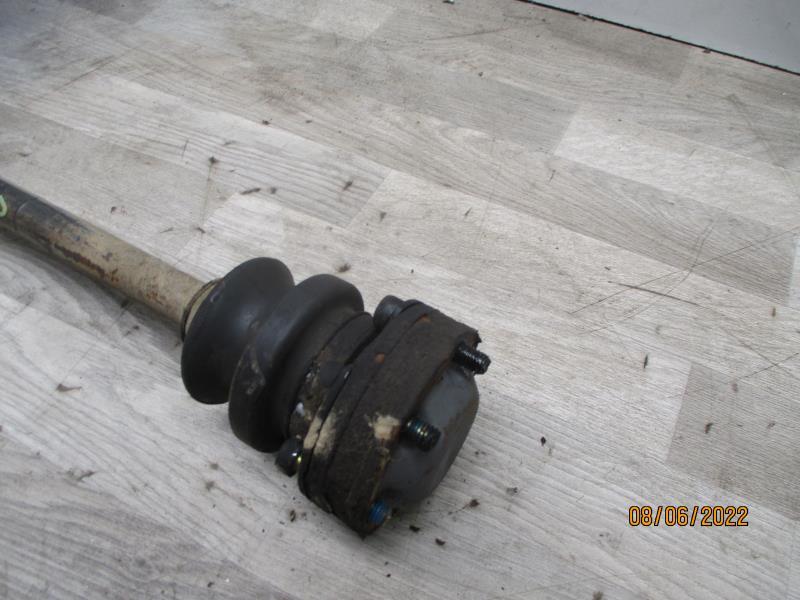 Giunto cardanico posteriore destro (trasmissione) MERCEDES 190 W201 PHASE 1 Diésel - 1