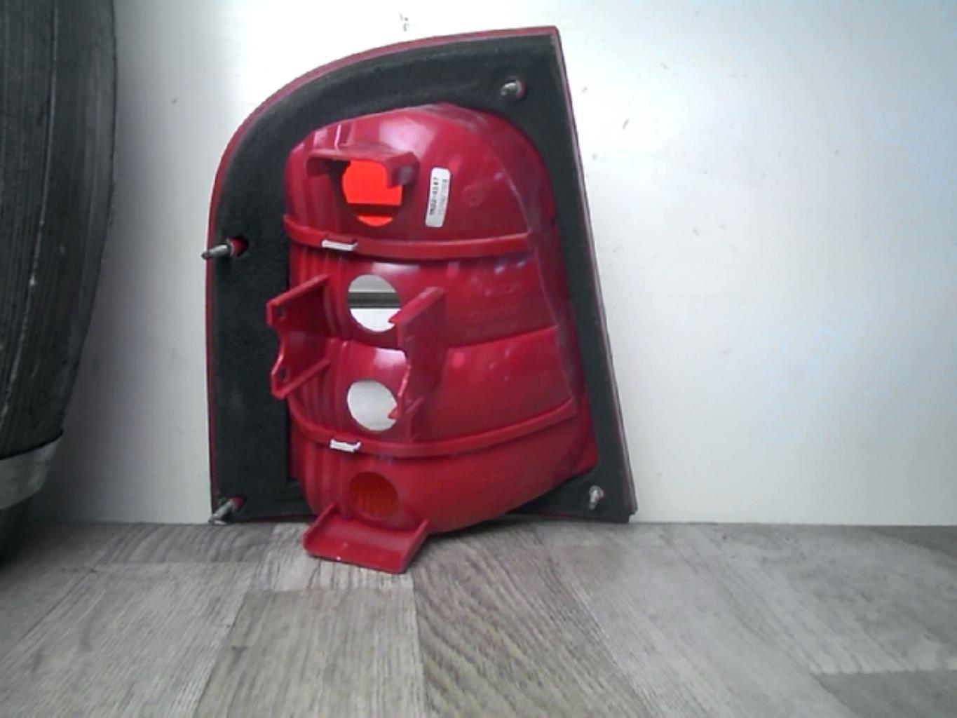 Fanale posteriore principale destro (luci) SKODA SUPERB 1  - 1