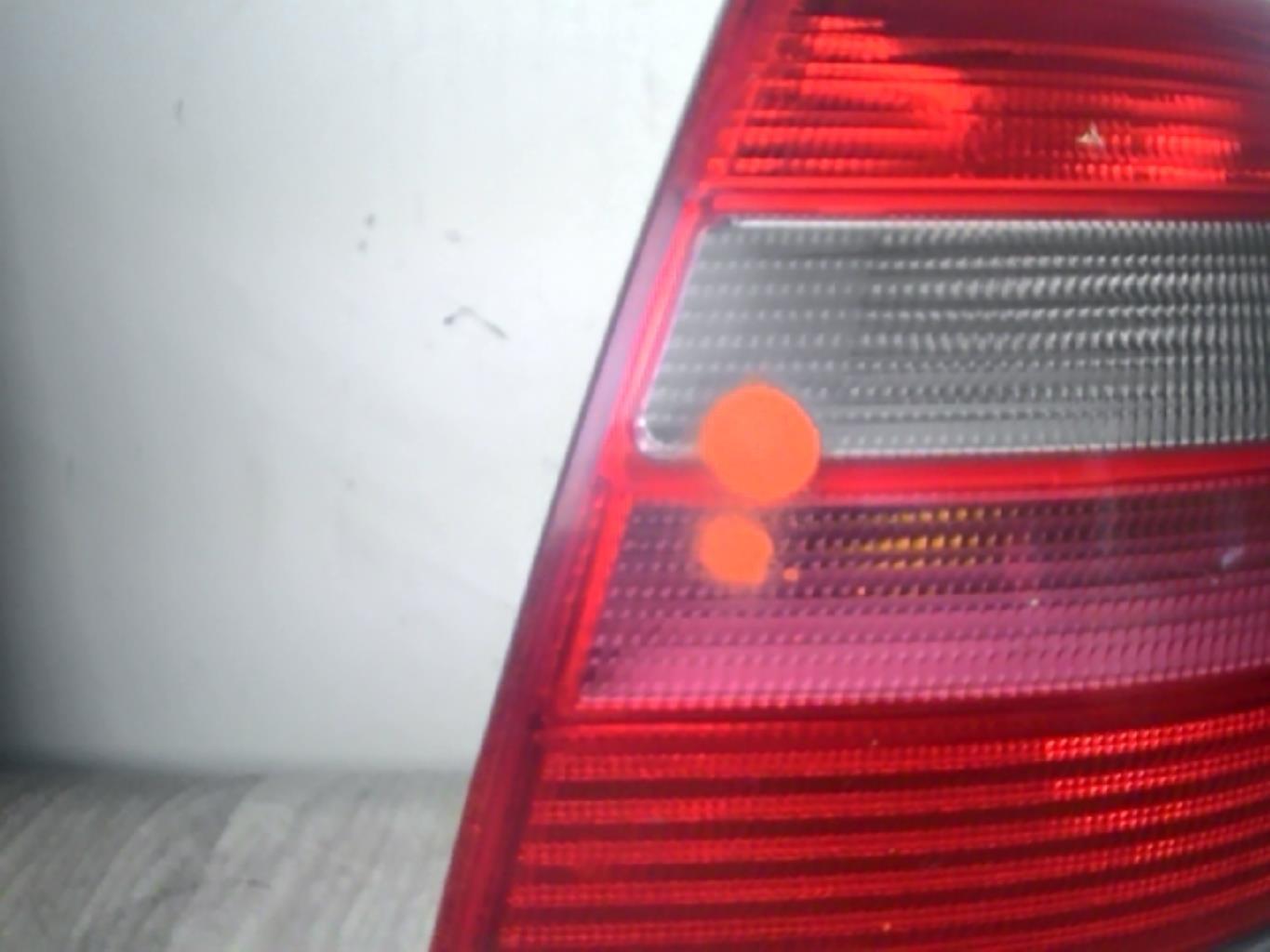 Fanale posteriore principale destro (luci) AUDI A4 2 PHASE 2  - 1