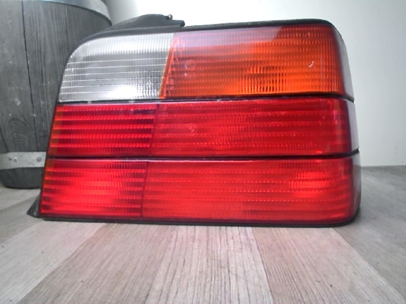 Fanale posteriore principale destro (luci) BMW SERIE 3 E36  - 1