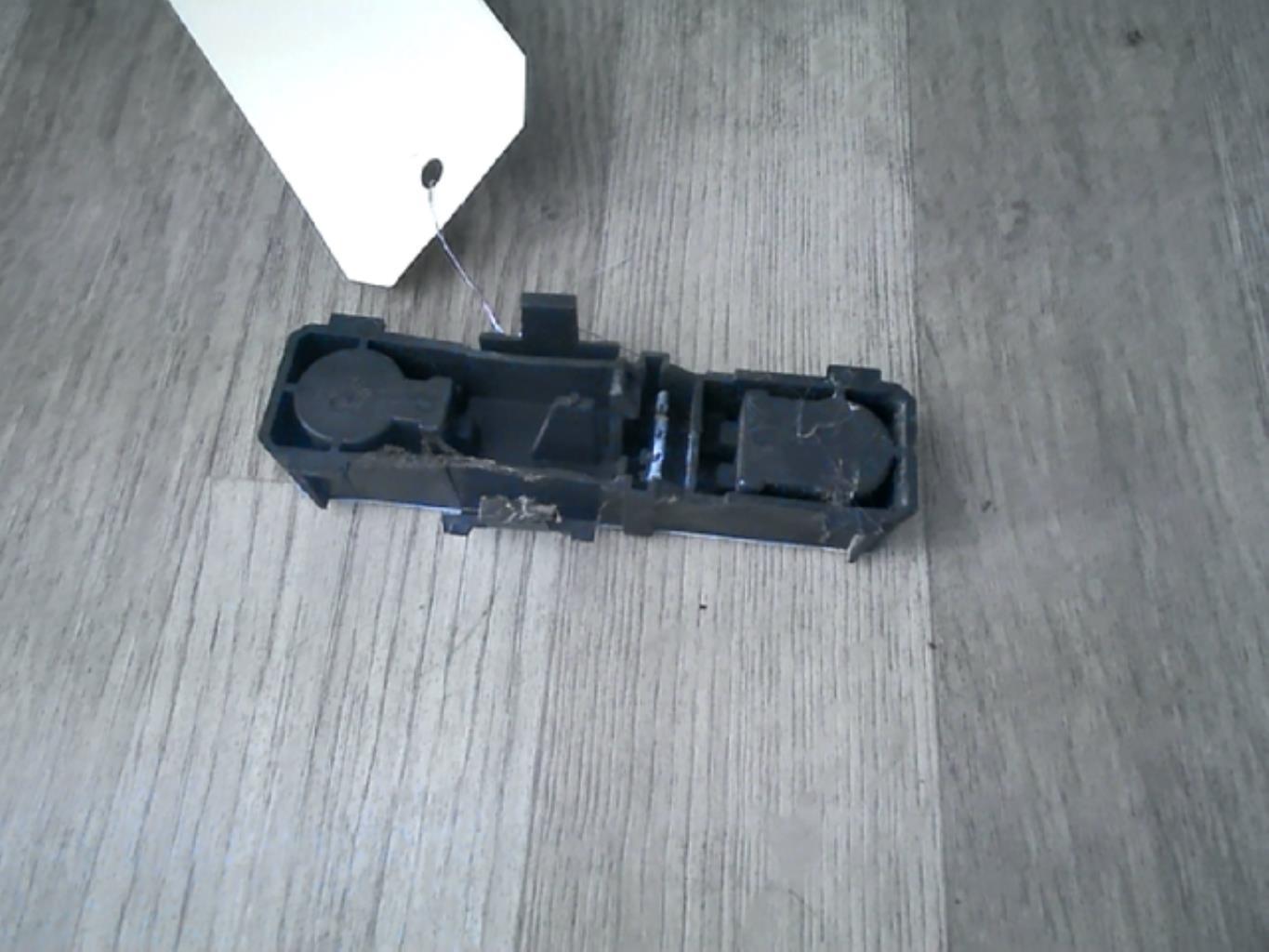 Base portalampade fanale posteriore sinistro RENAULT LAGUNA 1 PHASE 2  - 1