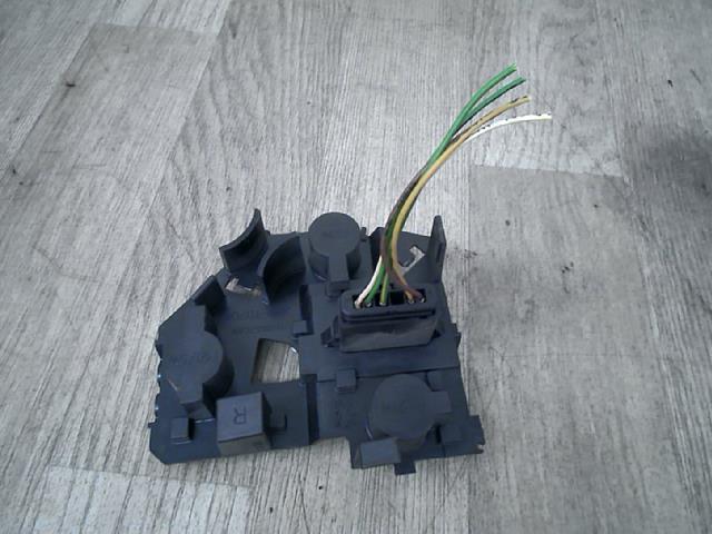 Base portalampade fanale posteriore destro PEUGEOT 206+ Gasolina - 1