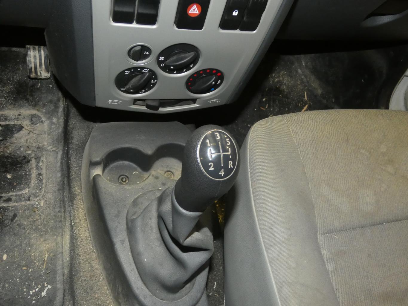 Boite de vitesses DACIA LOGAN 1 PHASE 2 Diesel - 1