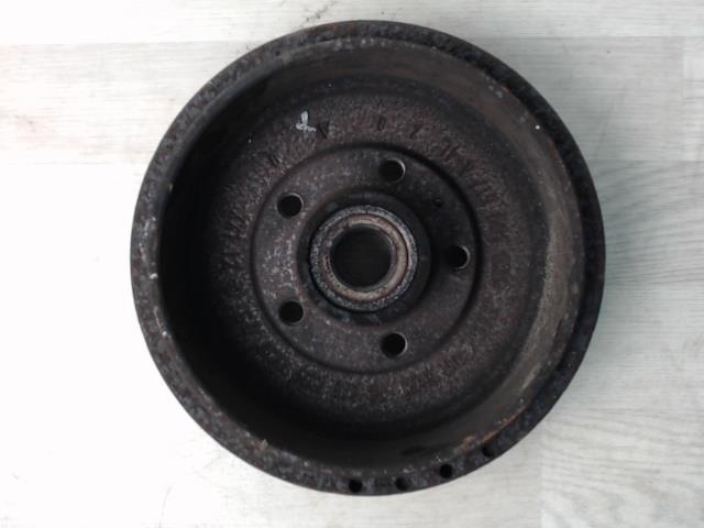 Tamburo posteriore sinistro VOLKSWAGEN POLO 4 PHASE 2 Diésel - 1
