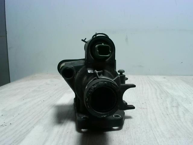 Boitier eau FORD FIESTA 5 PHASE 1 Diesel - 1