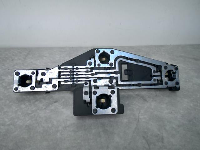 Base portalampade fanale posteriore sinistro RENAULT LAGUNA 2 PHASE 2 BREAK Diésel - 1