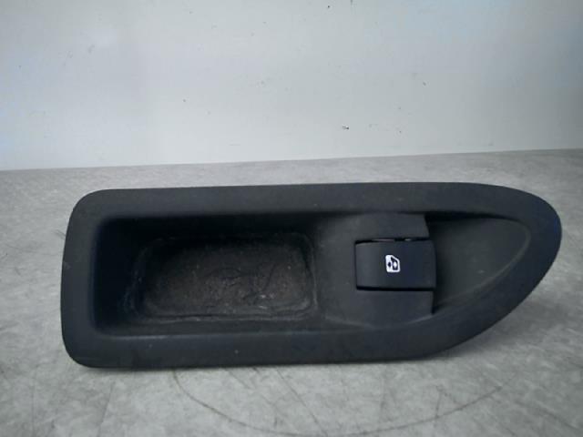Interruttore lavacristalli posteriore sinistro RENAULT LAGUNA 2 PHASE 2 Diésel - 1