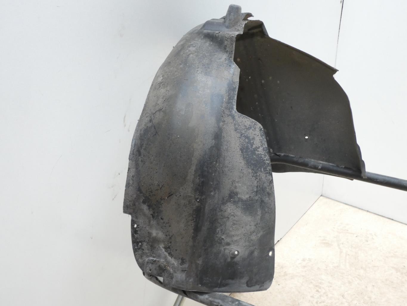 Pare boue avant gauche AUDI A4 2 PHASE 1 Diesel - 1