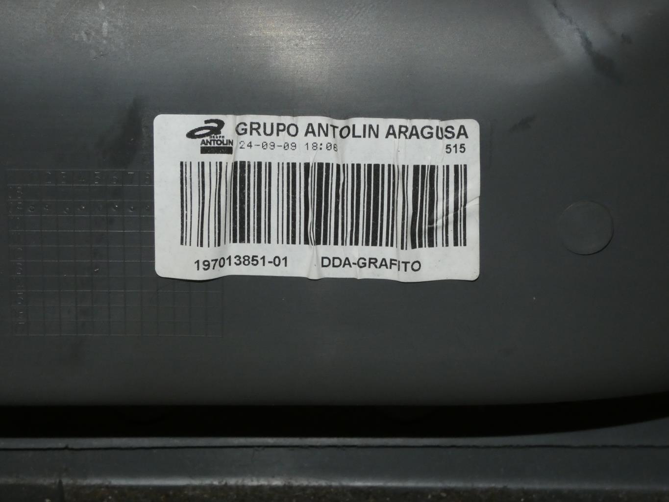 Panel de puerta delantera derecha SEAT EXEO ST BREAK Diésel - 1