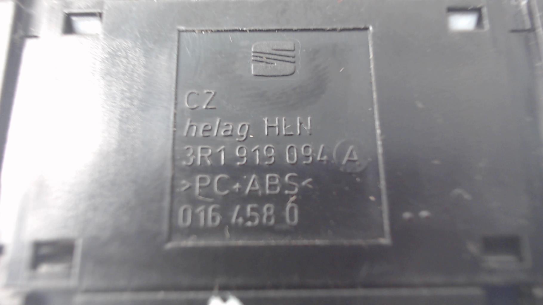Interruttore fari SEAT EXEO ST BREAK Diésel - 1