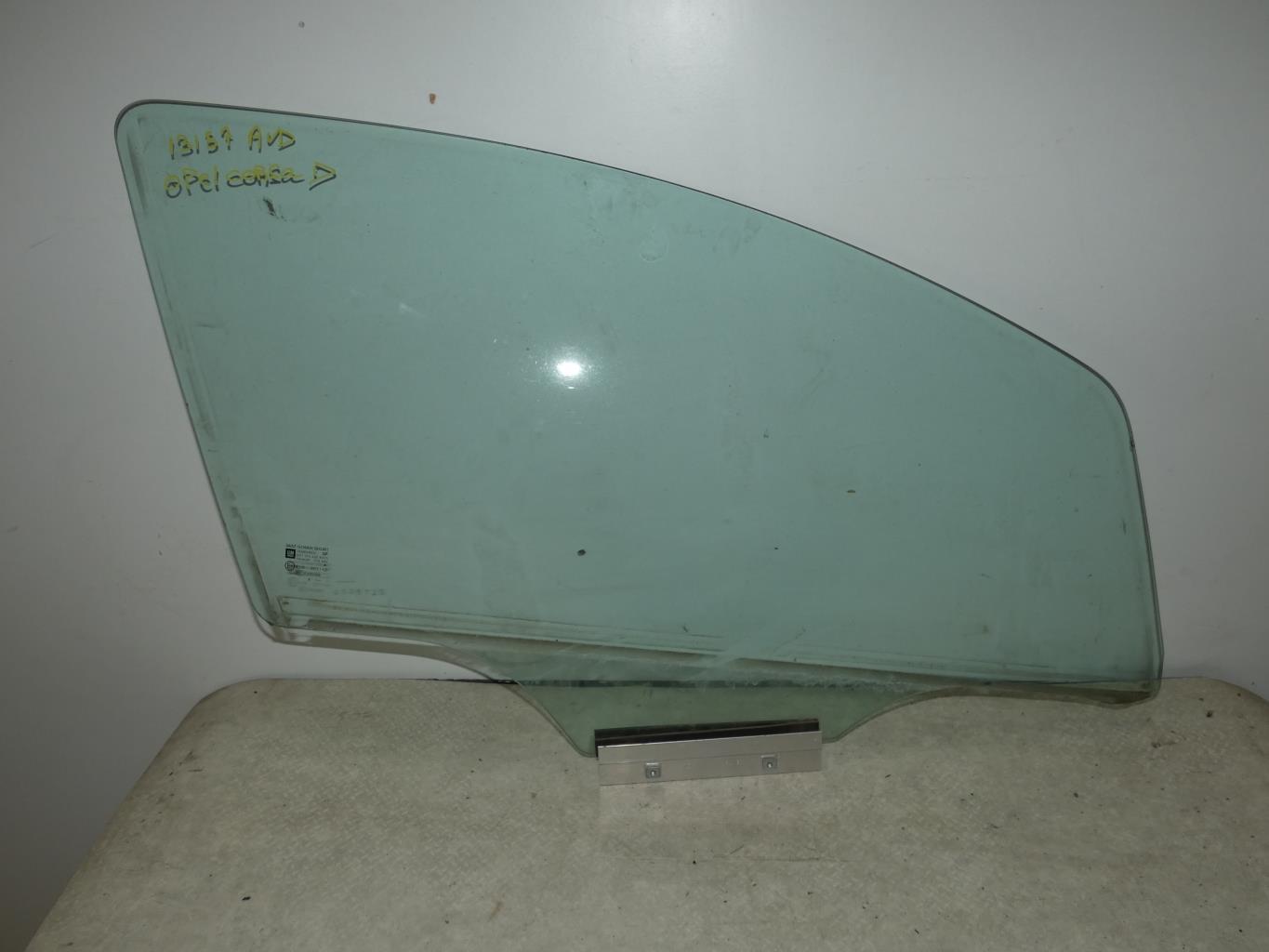 Vitre avant droit OPEL CORSA D PHASE 1 Diesel - 1