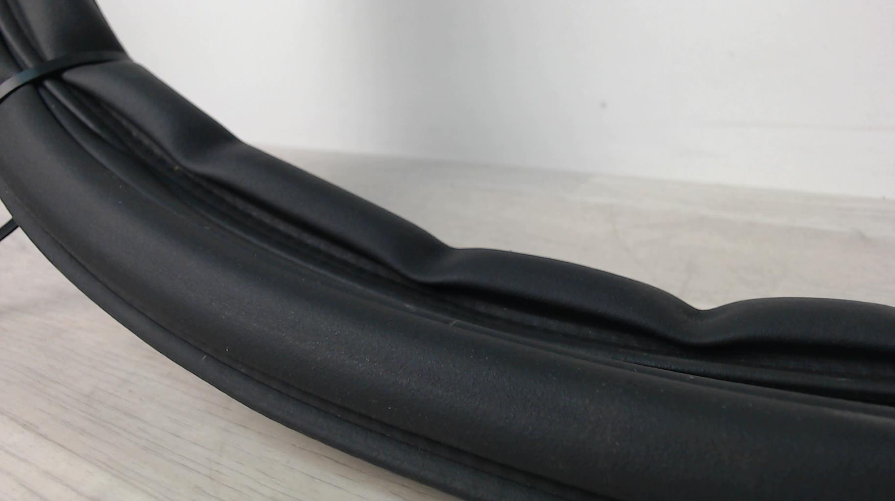 Guarnizione sportello posteriore destro VOLKSWAGEN POLO 5 PHASE 2 Gasolina - 1