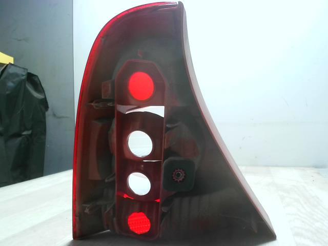 Fanale posteriore principale destro (luci) RENAULT CLIO 2 PHASE 2 Diésel - 1