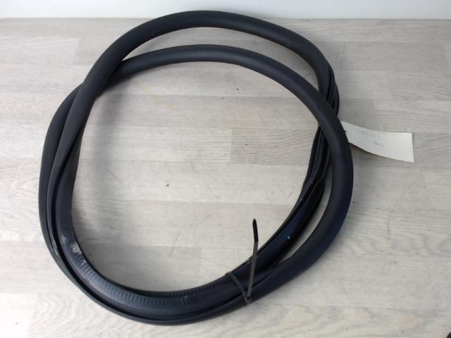 Guarnizione sportello posteriore sinistro PEUGEOT 208 2 Gasolina - 1