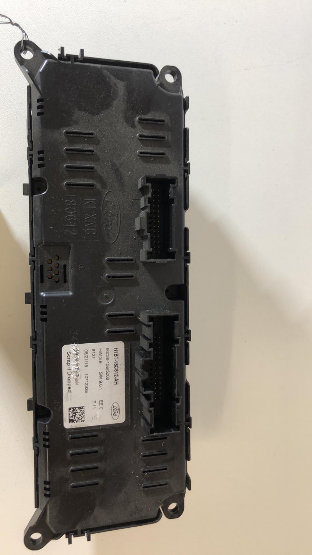 Commande chauffage FORD FIESTA 7 PHASE 1 Essence - 1