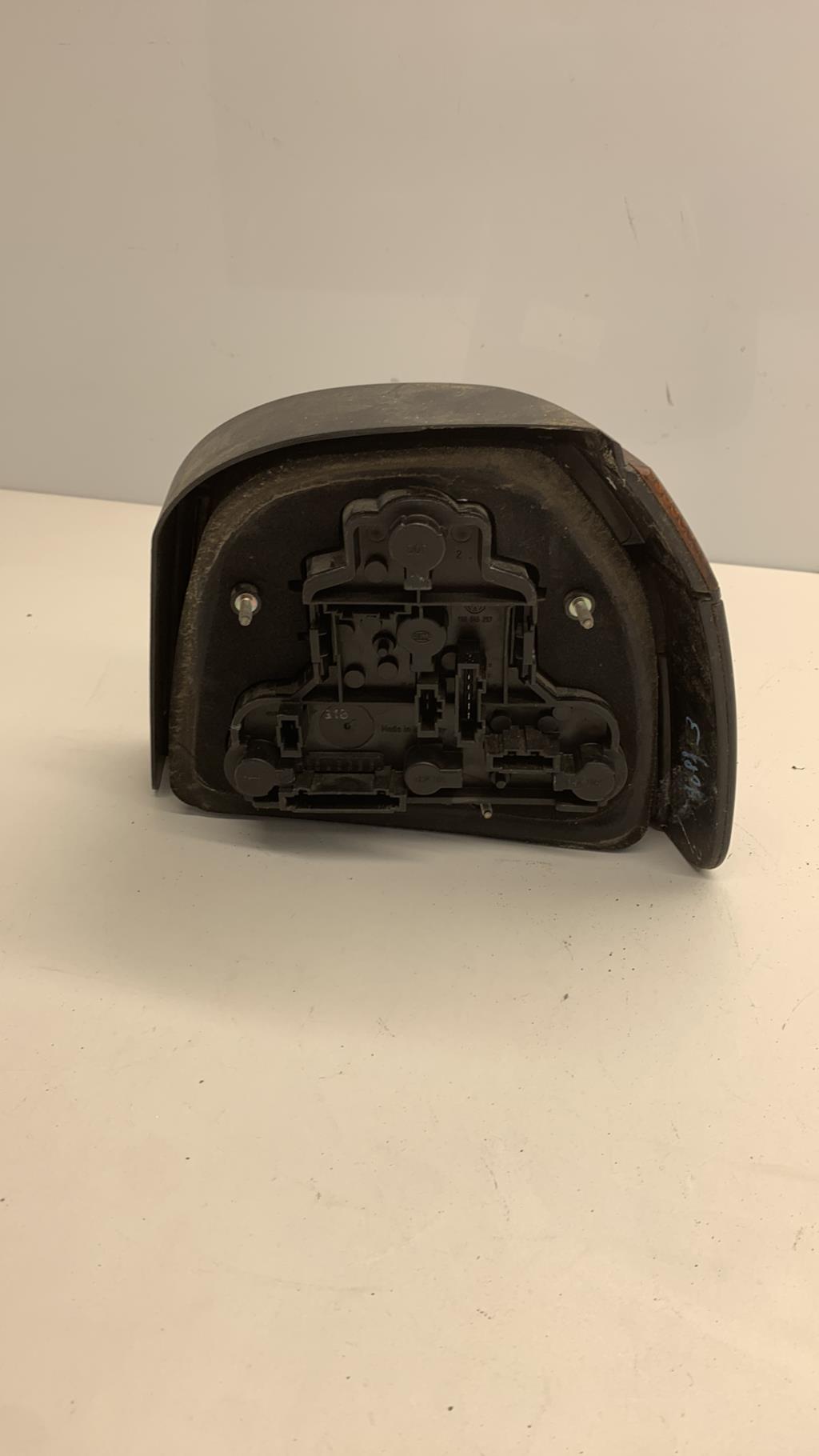 Fanale posteriore principale sinistro (luci) VOLKSWAGEN GOLF Gasolina - 1