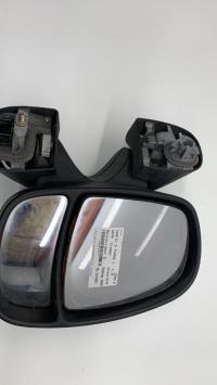 Retrovisor derecho