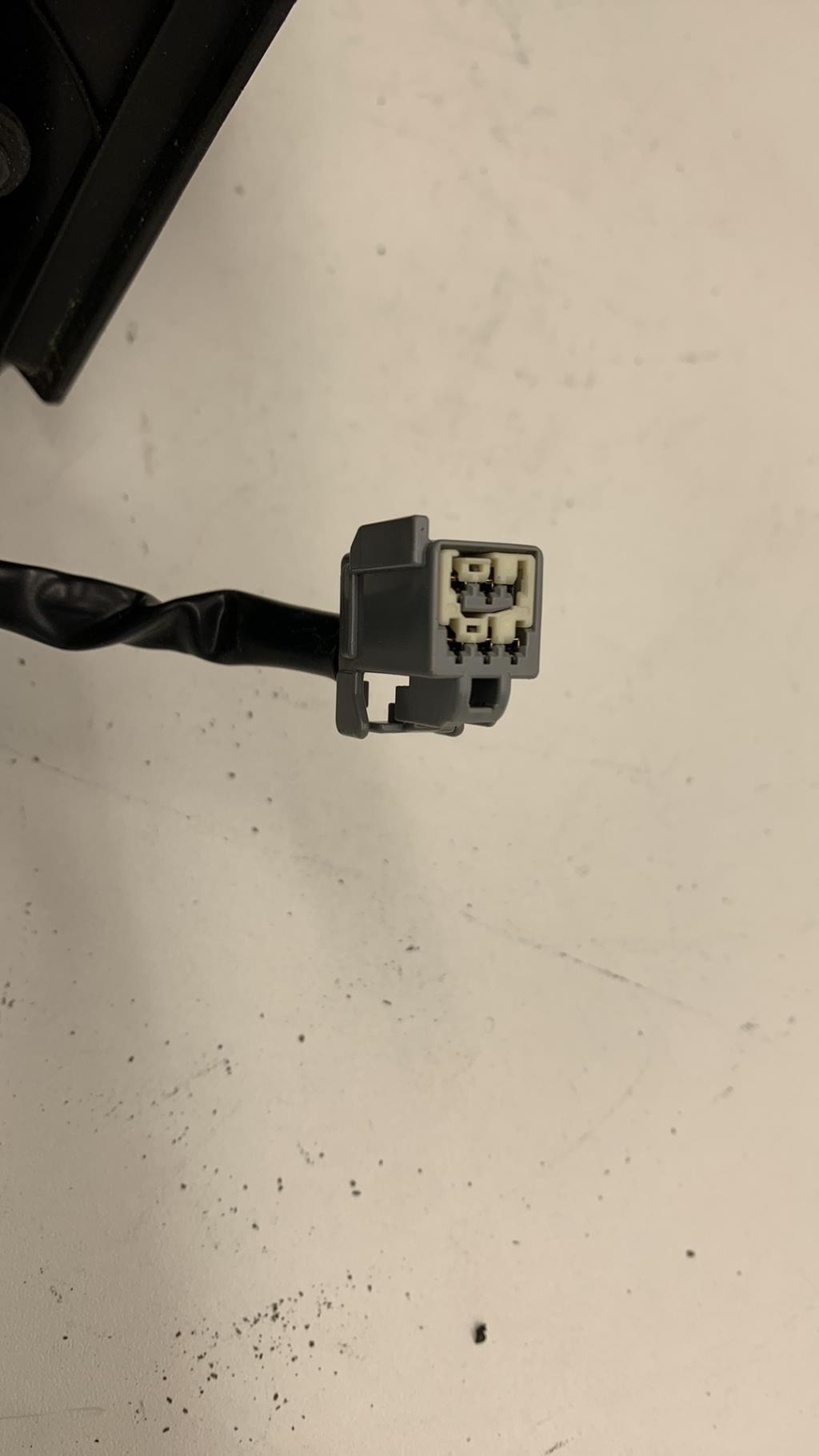 Retroviseur droit FORD FOCUS 2 PHASE 1 BREAK Diesel - 1