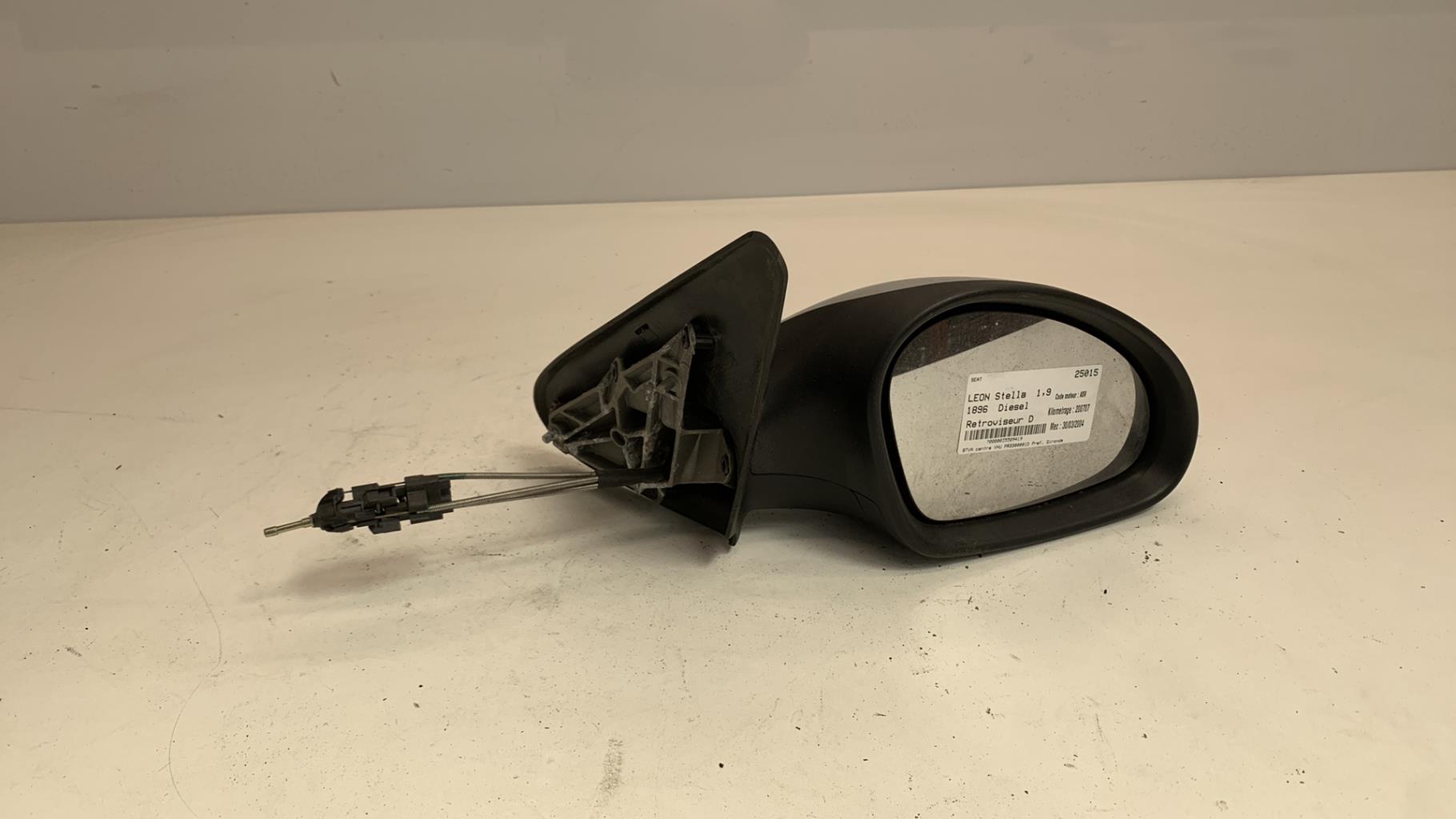 Retrovisor derecho SEAT LEON 1 Diésel - 1
