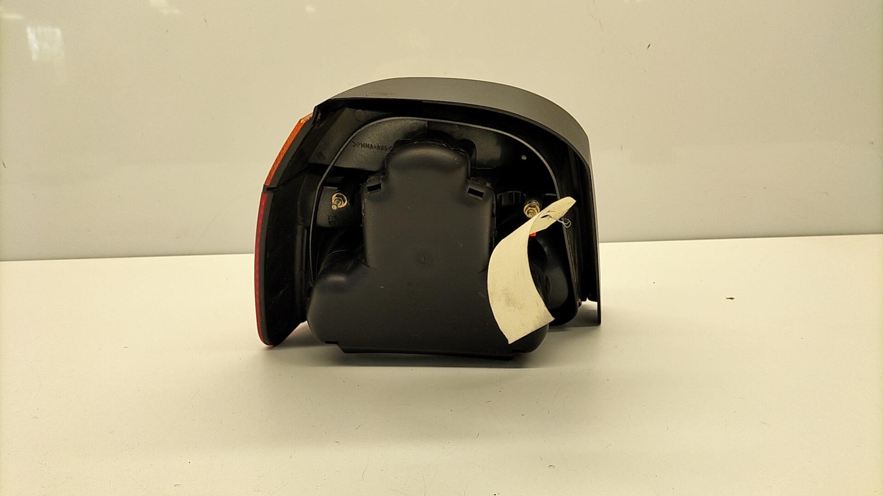 Fanale posteriore principale destro (luci) VOLKSWAGEN GOLF Gasolina - 1