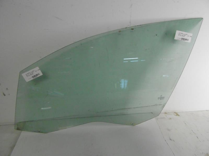 Vitre avant gauche CITROEN C5 2 Diesel - 1